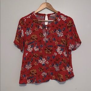 Floral short sleeve blouse
